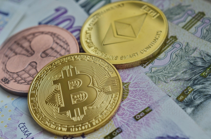 OKX DEX聚合器月活用户突破50万 支持20条公链交易额超100亿美元!