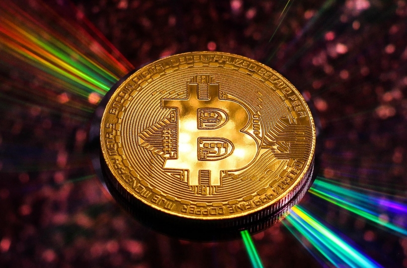 欧易NFT市场新增10个蓝筹项目 24小时交易量突破500万美元!