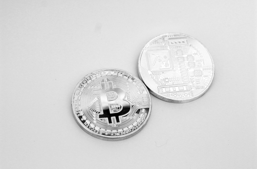 数据陈述式:0易交易所USDT/BTC日交易量突破2.8亿美元 比特币价差收窄至0.02%