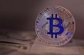 跟单交易新功能上线！OKX App允许用户一键复制顶级策略